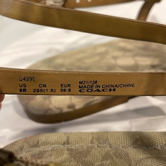 Coach‎ Jeri Logo Genuine Leather Sandals Flats Thong Strappy Tan Women 9B - Picture 9 of 9